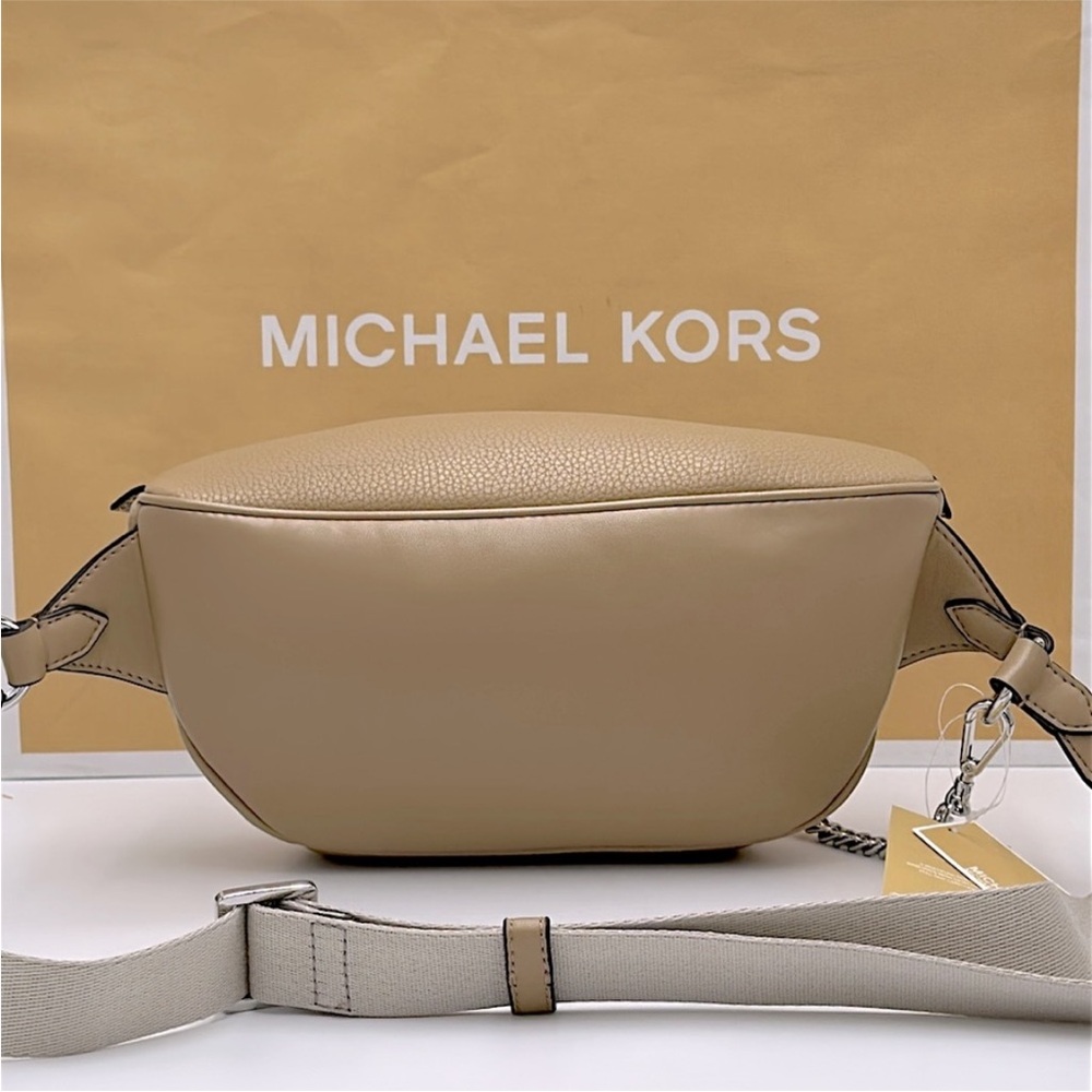 Michael Kors Maisie Large Pebbled Leather 2-in-1 Sling Fanny Pack Waist Belt Bag - Picture 4 of 16